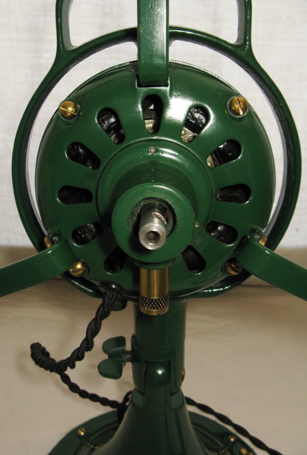 Front Closeup No Cage View